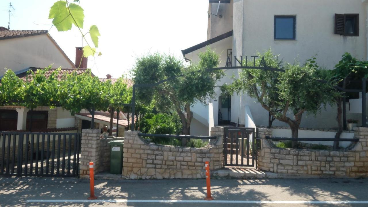 Apartmani Anita Poreč Exterior foto